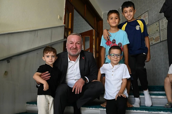 Başkan Karabatı: Karacabey Belediyesi halkındır, halk için vardır