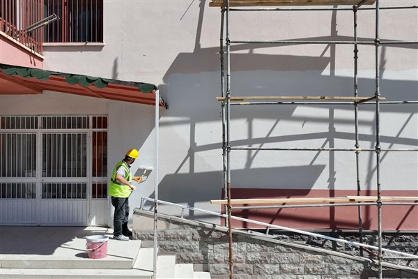 Etimesgut’ta okul tadilatları gerçekleştirildi