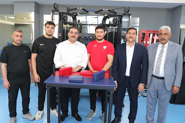 Başkan Canpolat’tan Milli Sporcu Ocakoğlu’na ziyaret