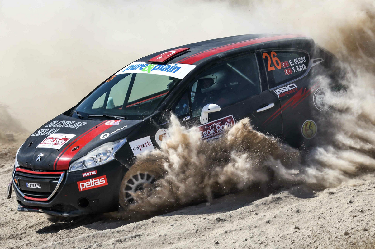Petlas Eskişehir ESOK Rallisi’nde 6 araçla podyumda