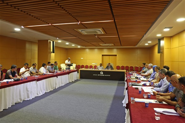 Antalya toptancı halleri sezona hazır