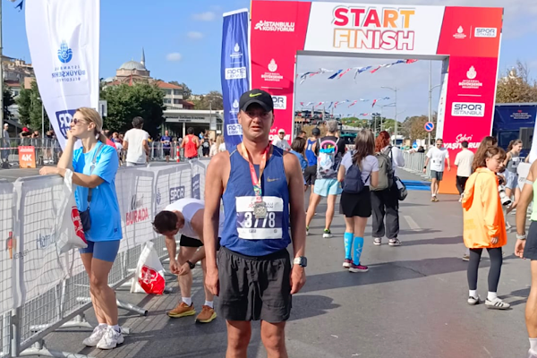 Öztürk “İstanbul’u Koşuyorum”da şampiyon oldu
