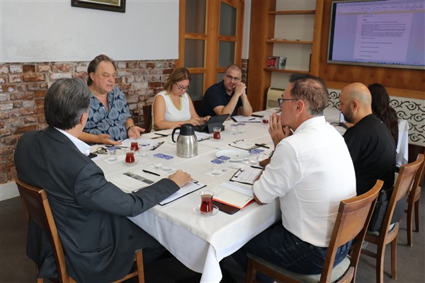 Serbest Mimarlar Dernekleri Federasyonu Yönetim Kurulu Toplantısı Bursa’da yapıldı