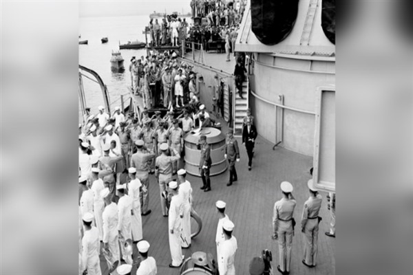 Japonya, 80 yıl önce bugün teslimiyet belgesini imzaladı