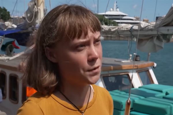 Greta Thunberg, Keir Starmer’ın “Gazze soykırımını durdurma yasal görevi” olduğunu söyledi