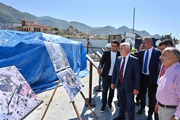 Başkan Bozbey: Antakya Ulu Cami orijinaline uygun olarak yeniden inşa ediliyor
