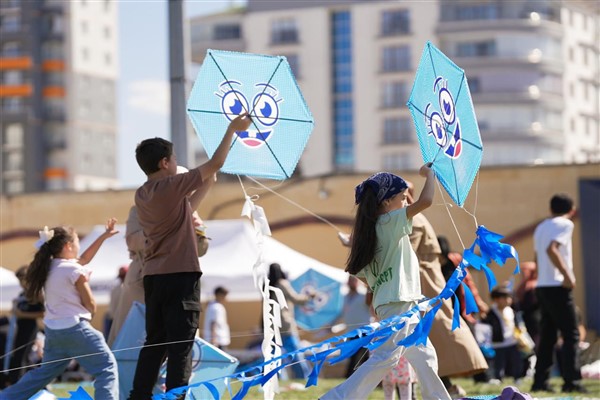Etimesgut Belediyesi uçurtma şenliği düzenledi