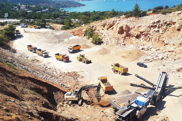 Muğla’da hafriyat kamyonlarına uydu takibi