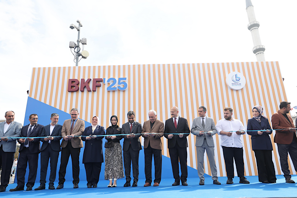 4. Bağcılar Kitap Fuarı kapılarını açtı