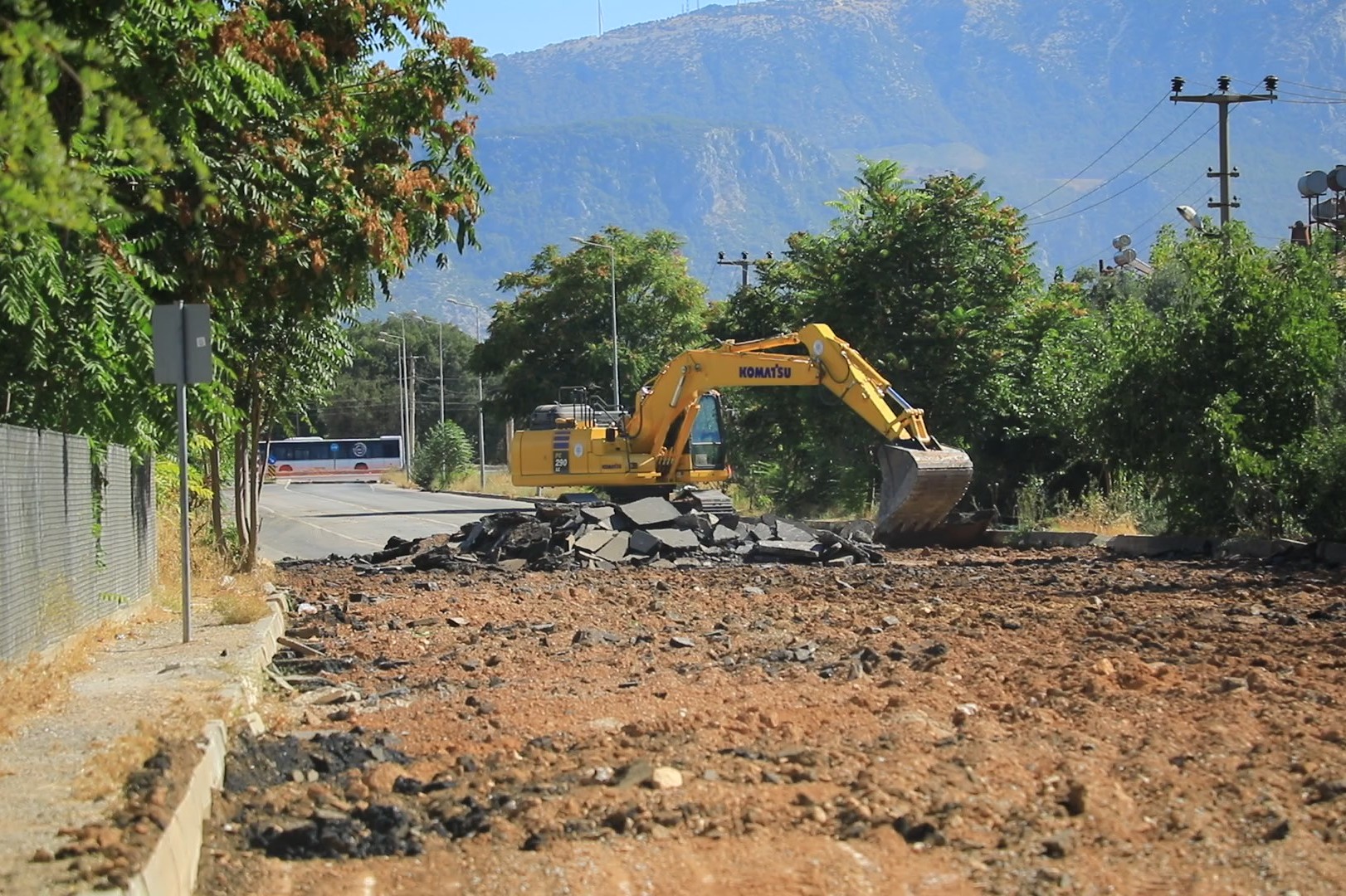Muğla Büyükşehir Belediyesi’nden Menteşe’de dönüşüm çalışması