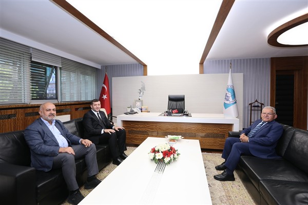 Başkan Büyükkılıç, Milletvekili Ersoy ile iş insanı Çamlı’yı ağırladı