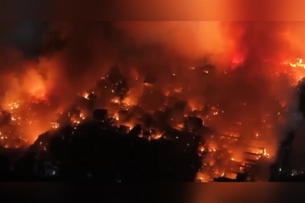 Manila’da büyük yangın konutları yakıp yıktı