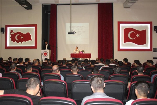 Şanlıurfa’da cezaevinde Mevlid-i Nebi konferansı düzenledi
