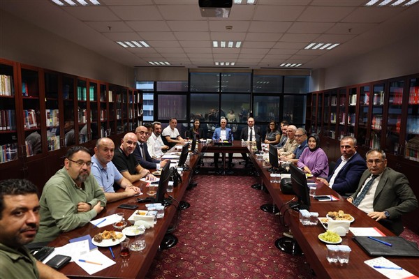 Başkan Bozbey’den akademik odalara ziyaret