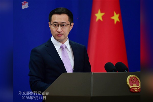 Çin: Filipinler’in Huangyan Adası’yla ilgili “protestolarını” kabul etmiyoruz