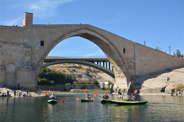 Malabadi Köprüsü’nde spor etkinliği