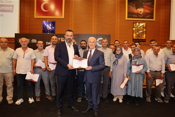 Bozbey: Elini taşın altına koyan dostlarımızla gurur duyuyoruz