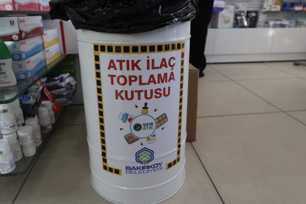 Bakırköy’de atık ilaçlar eczanelerde toplanıyor