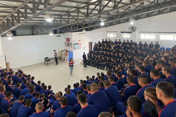 Çanakkale’de kadına karşı şiddetle mücadele çalışması