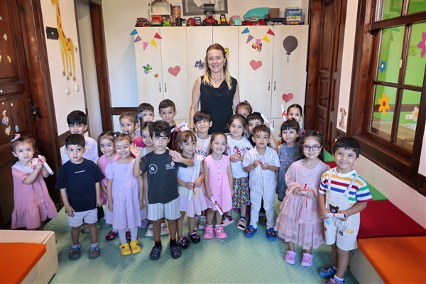 Başkan Mutlu, Oyun Evi’nde çocuklarla buluştu
