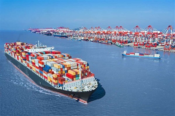 Çin’in dış ticareti sekiz ayda istikrarlı büyüdü