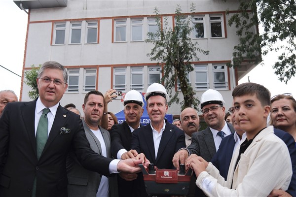 Başkan Seçer, Kocaeli’de temel atma ve açılış törenlerine katıldı