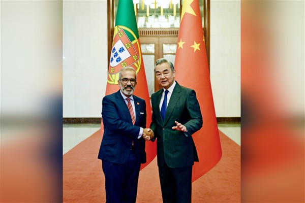 Dışişleri Bakanı Wang Yi, Portekizli mevkidaşı Rangel ile bir araya geldi