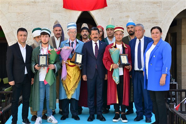 Kırşehir’de İlin Ahisine şed kuşatılarak ödülü verildi