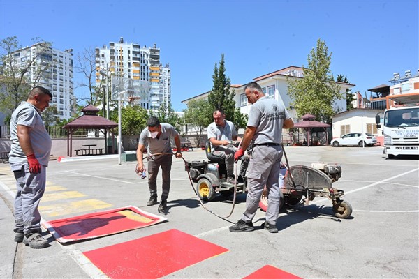 Kepez Belediyesi, 90 okulda çalışmalar gerçekleştirdi