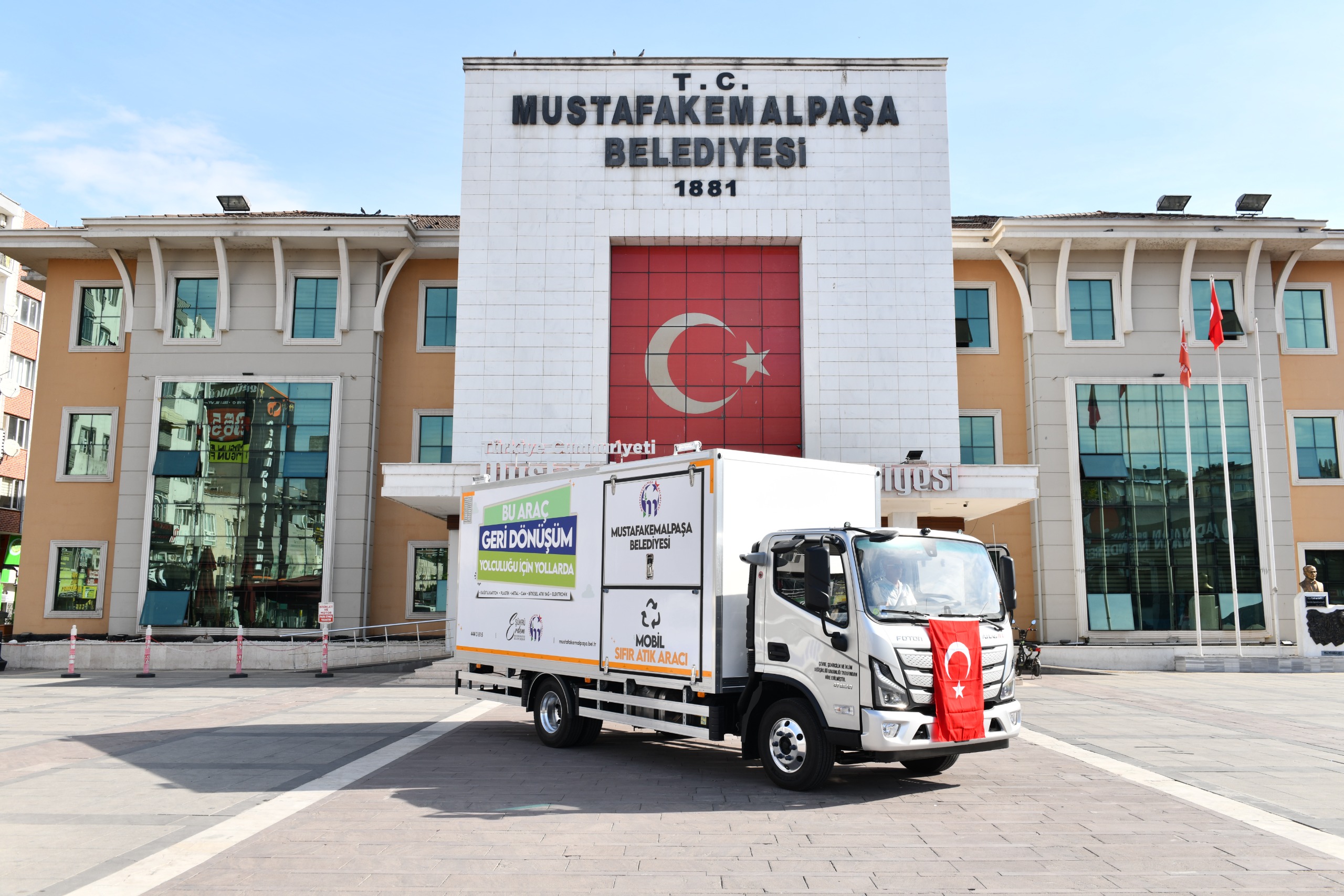 Mustafakemalpaşa’da hibe araç alım süreci sonuçlandı