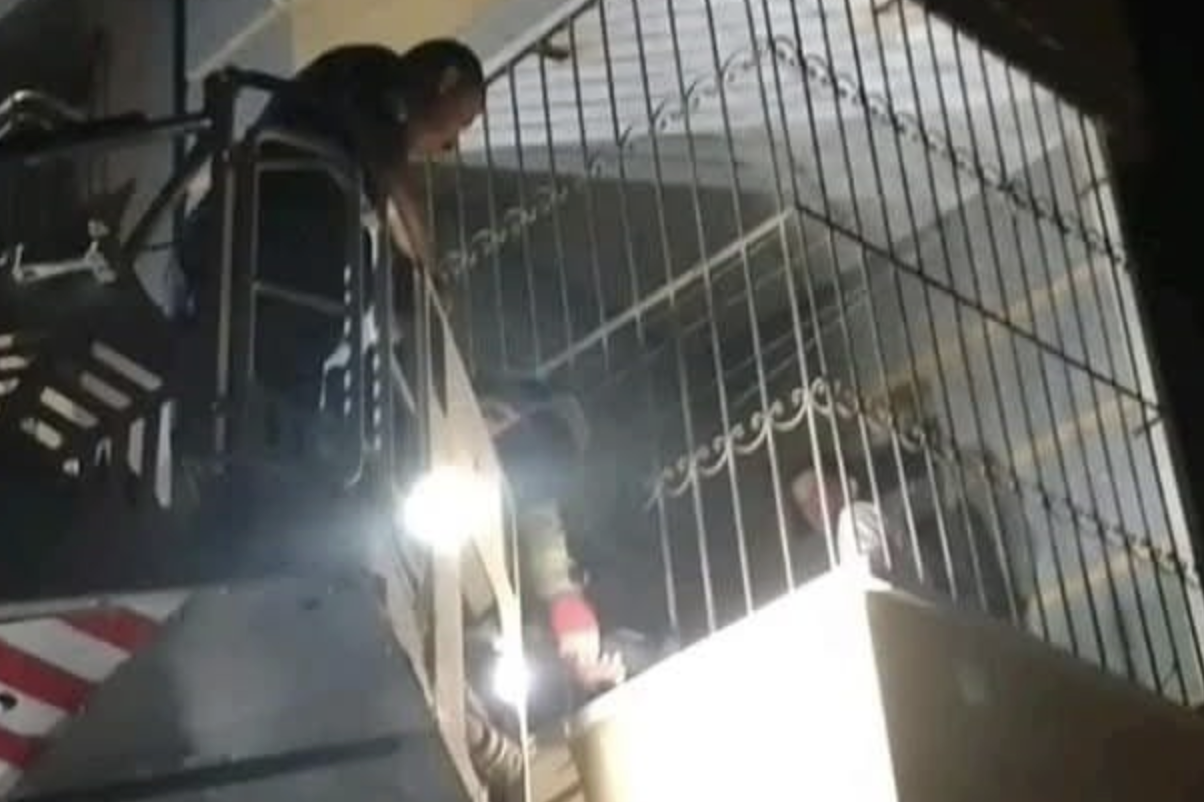 Antakya’da apartman yangını