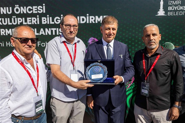 Başkan Tugay, amatör spor kulüplerinin başkanlarıyla buluştu