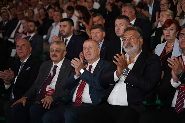 Özdağ: Bu topraklarda Türk kimliği altında herkes eşittir