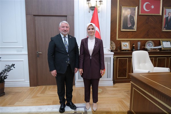 Bakan Göktaş’tan Çorum Belediyesi’ne ziyaret