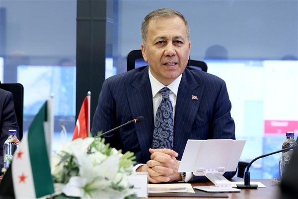 Yerlikaya: Sokakların provoke edilmesine asla müsaade etmeyeceğiz