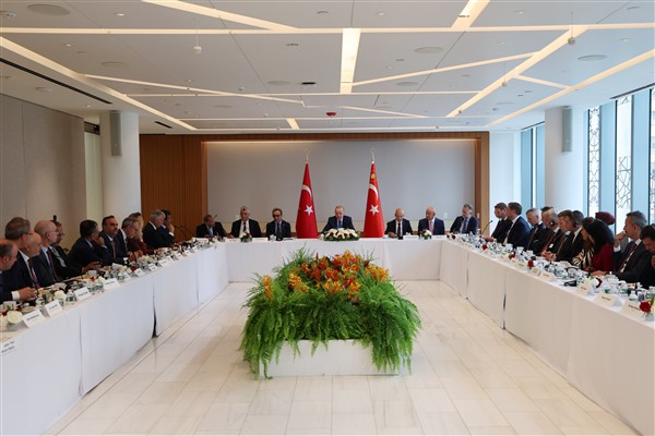 Cumhurbaşkanı Erdoğan, ABD’li üst düzey şirket yöneticileriyle görüştü