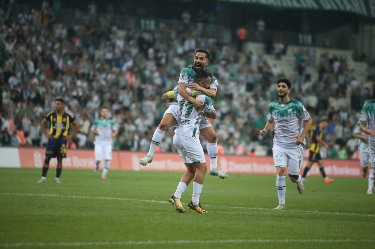 Bursaspor 4’te 4 yapmayı hedefliyor