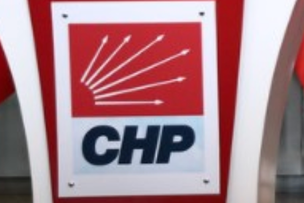 CHP İstanbul Kongresi’nde Özel ve İmamoğlu’ndan mesaj