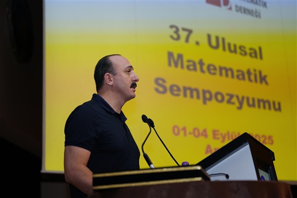 Başkan Kotan, Ulusal Matematik Sempozyumu’na katıldı