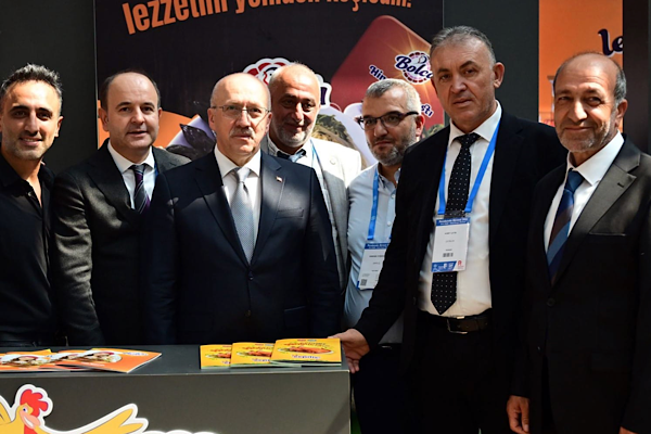 Bursalı yerel zincirler Perakende Zirvesi’nde