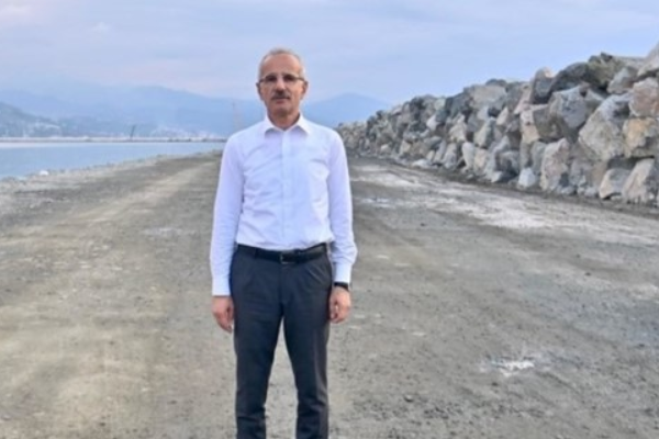 Bakan Uraloğlu: Devletimizin tüm imkanlarıyla sahadayız