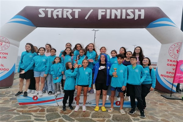 Rize Gençlik ve Spor Kulübü sporcuları, derece elde etti