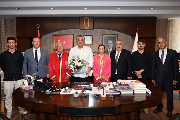 Yalova’da Yılın Ahisi Güçlü, Başkan Gürel’i ziyaret etti