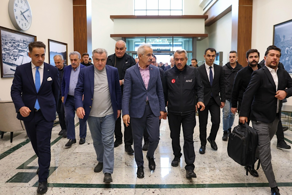 Uraloğlu ve Bak, Rize’de afet bölgelerini inceledi