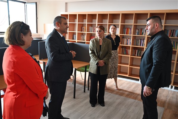 Karacabey Belediyesi’nden kitap ve anasınıfı seti desteği