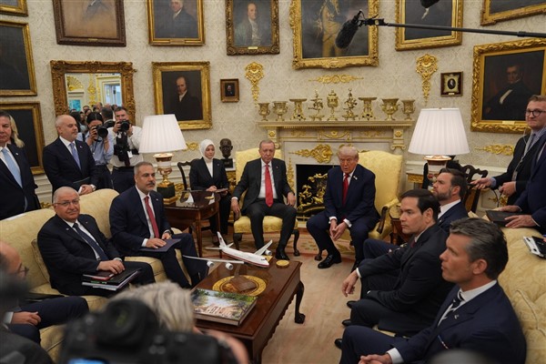 Cumhurbaşkanı Erdoğan: Birlikte el ele bölgedeki sıkıntıları aşacağımıza inanıyorum