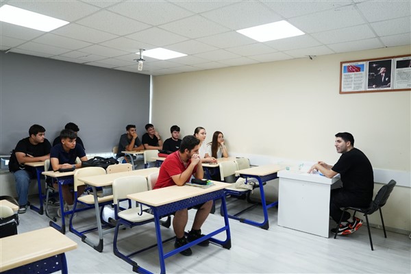 Konyaaltı Etüt Merkezi’nde dersbaşı yapıldı