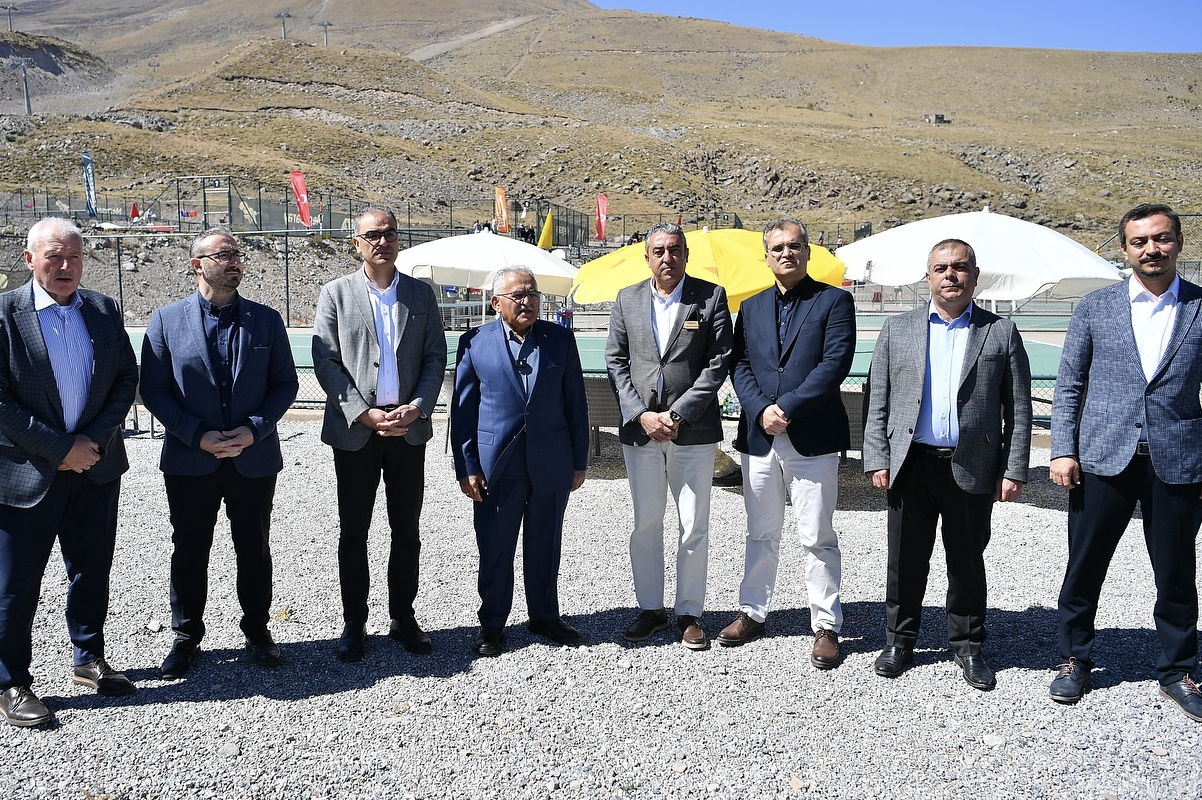 Büyükkılıç  Erciyes’te spor ve turizm yatırımlarını inceledi