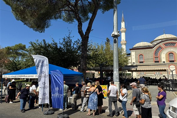 Aydın Büyükşehir Belediyesi’nden Başbakan Adnan Menderes anısına lokma hayrı