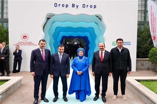 New York’ta açılan  Sıfır Atık Mavi- Damla Damla sergisi dikkat çekti